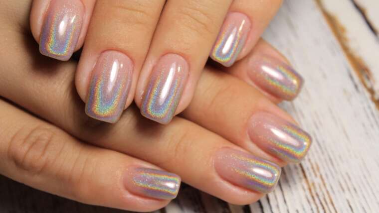 Chrome nails